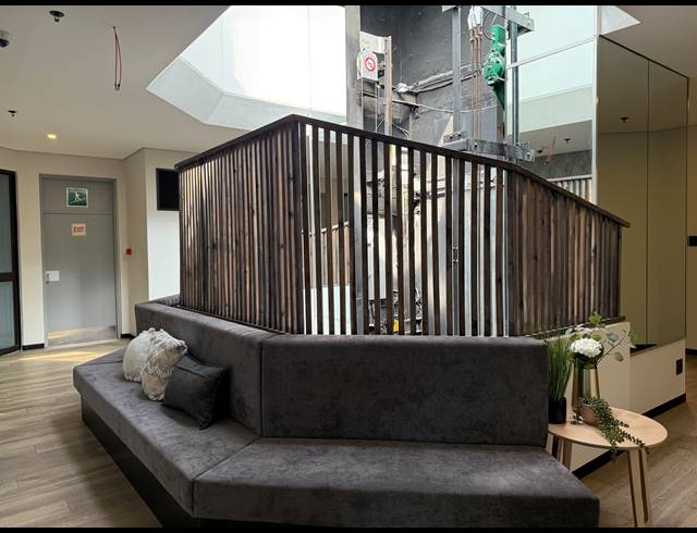189.90M² OFFICE TO LET IN TYGER VALLEY
